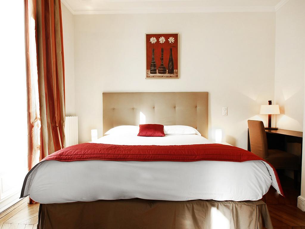 Bridgestreet Champs-Elysees Paris Room photo